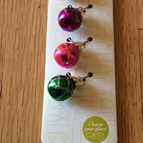 Wine glass charms as brightly colored bulbs - Picture 2 of 5